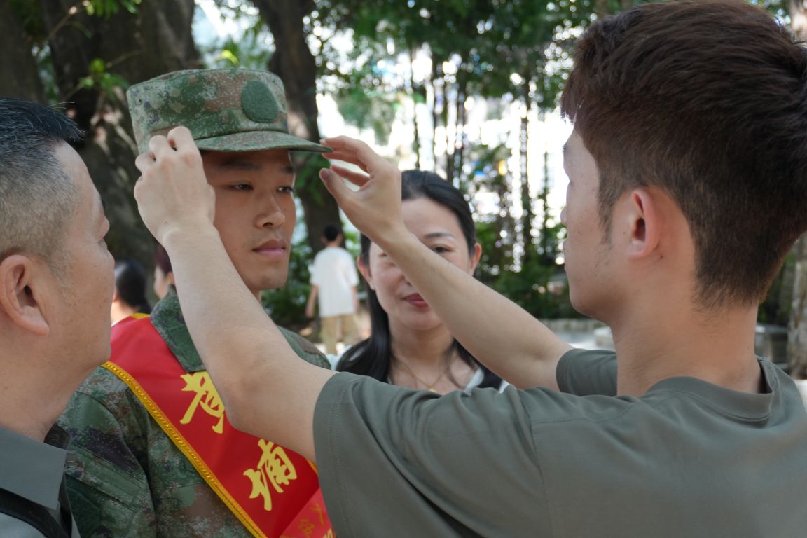 CFE921D582EEF77E1FF47F63228_E063F011_1AD55