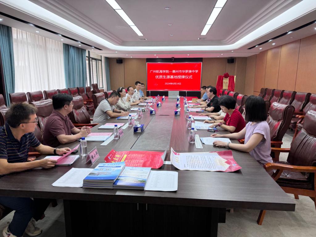 DCE022AB1A52D9182BBD7129596_36D5745F_1B223