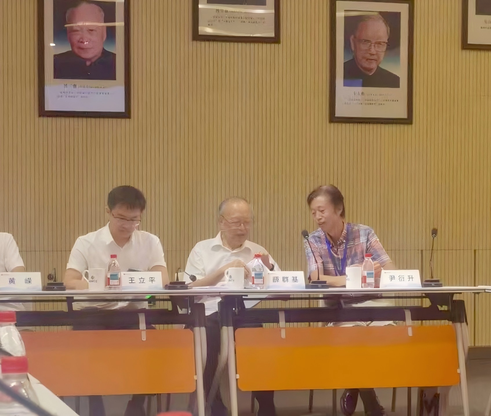 61CA864911428E004D0634AE2A7_10EB2EF1_EC341