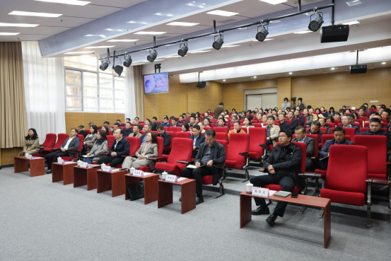 70C24B8E84F6789D9056DB3087D_CE9CFE8A_C7B4A