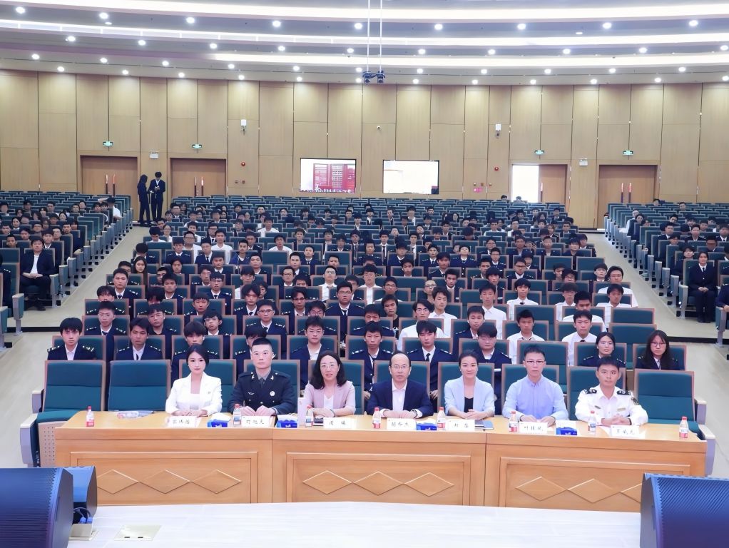 F9C0C3989FBFA64A26651062A8B_AAA8D636_25C06