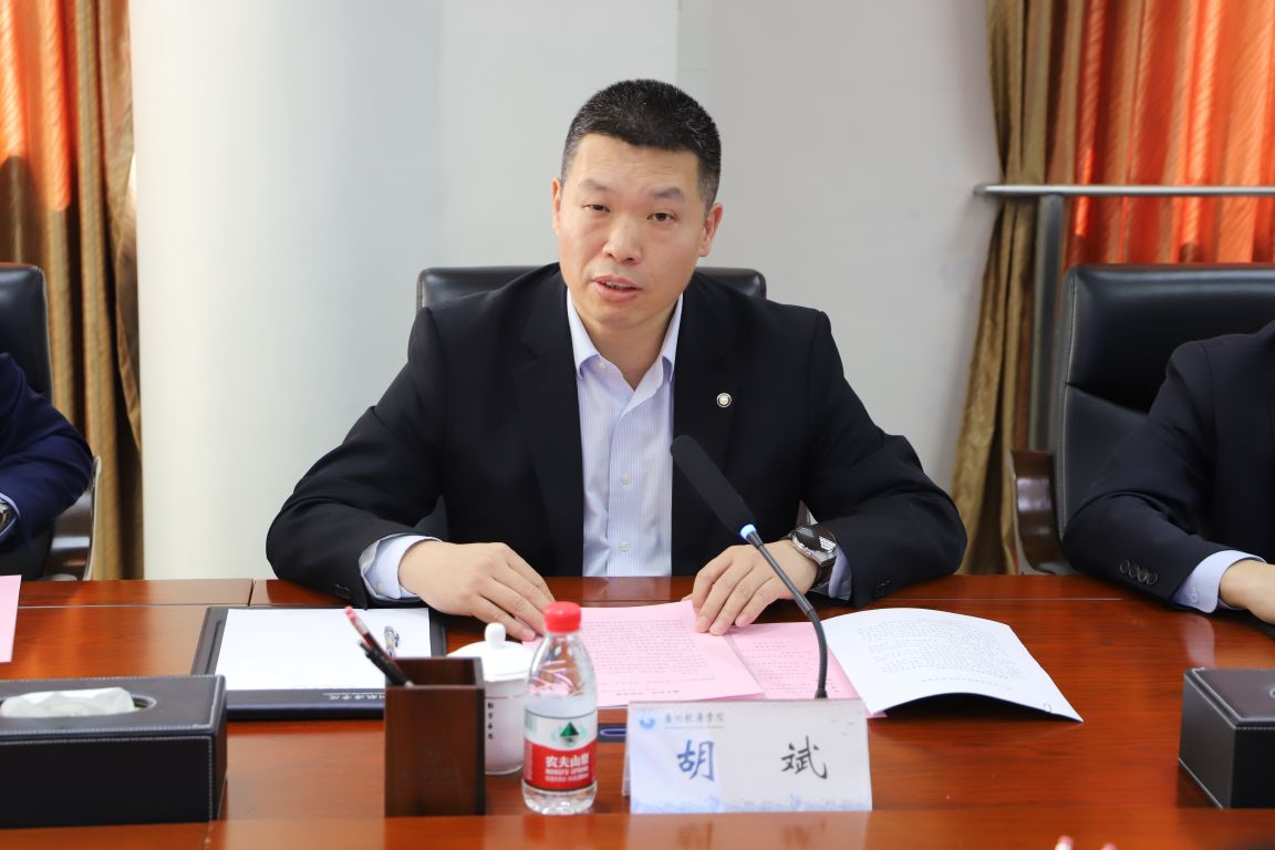 FA79BB34E123690F037B36FE28C_2B476D50_154D2