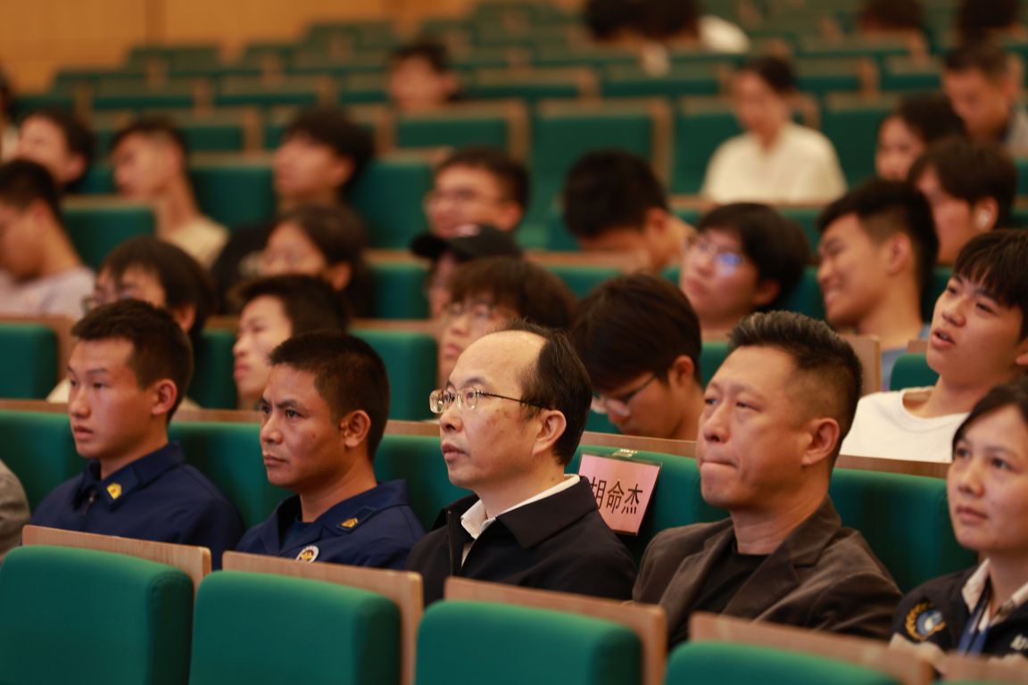 E2D60C6F8DDF8B8B667AB93CC07_36EC8325_151F5