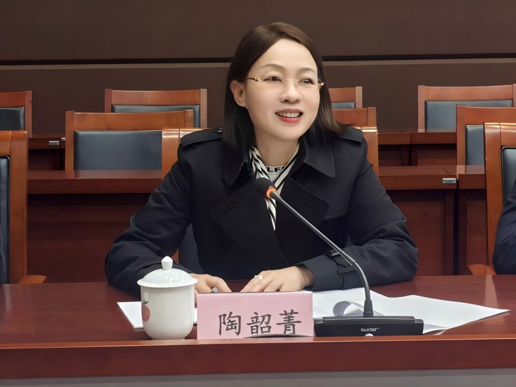 60728FF8292601B68719B0DFA2B_EC242EE5_11D13