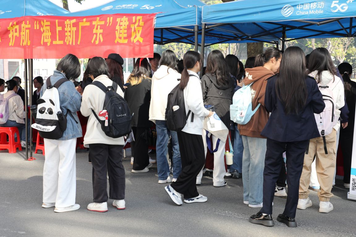 A64341CC269A217AB4DD2CDA03B_1E1FF48E_2A3B5 A64341CC269A217AB4DD2CDA03B_1E1FF48E_2A3B5