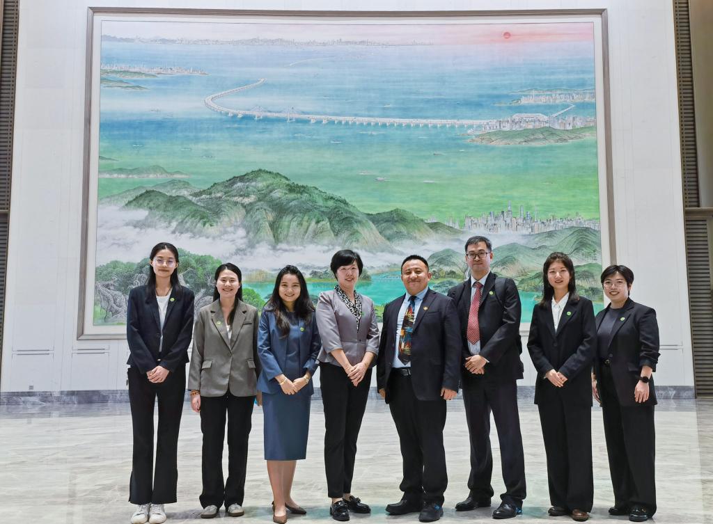 690ED98321F373F56FA09392CCC_C574771C_1AF8A