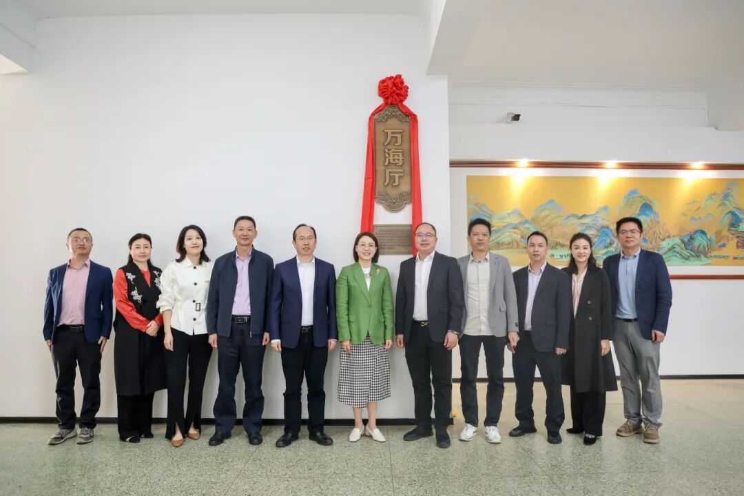 4EDACE5526B6948B9EDCF6C31BA_C549D240_17400