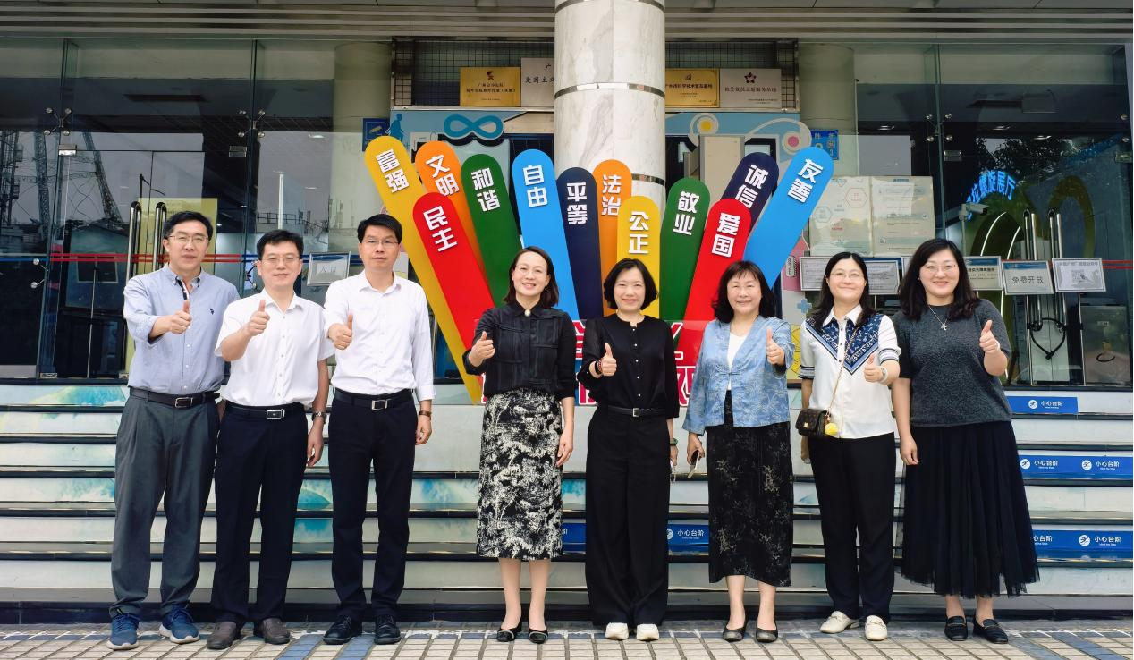 F8C15DC0B86BDF6532ED4C6AA22_AD3263B9_1E8A8D F8C15DC0B86BDF6532ED4C6AA22_AD3263B9_1E8A8D