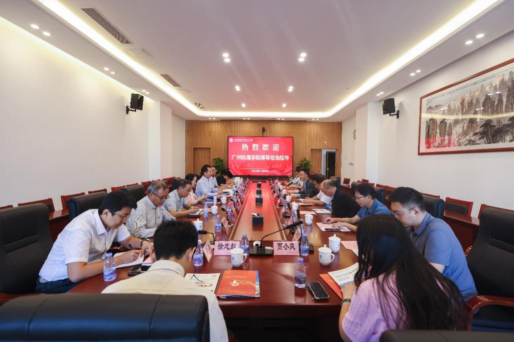 AC704CE398DCF405140103C4DDB_869377E7_142A6