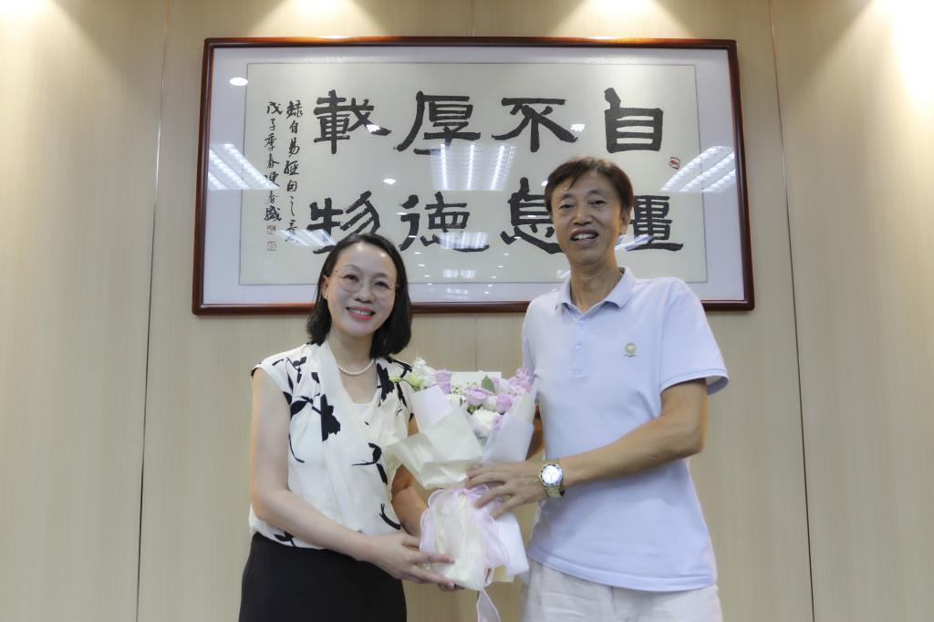 D4FBE920F9AD5A762C808346C19_1CA9D8DD_EF33 D4FBE920F9AD5A762C808346C19_1CA9D8DD_EF33