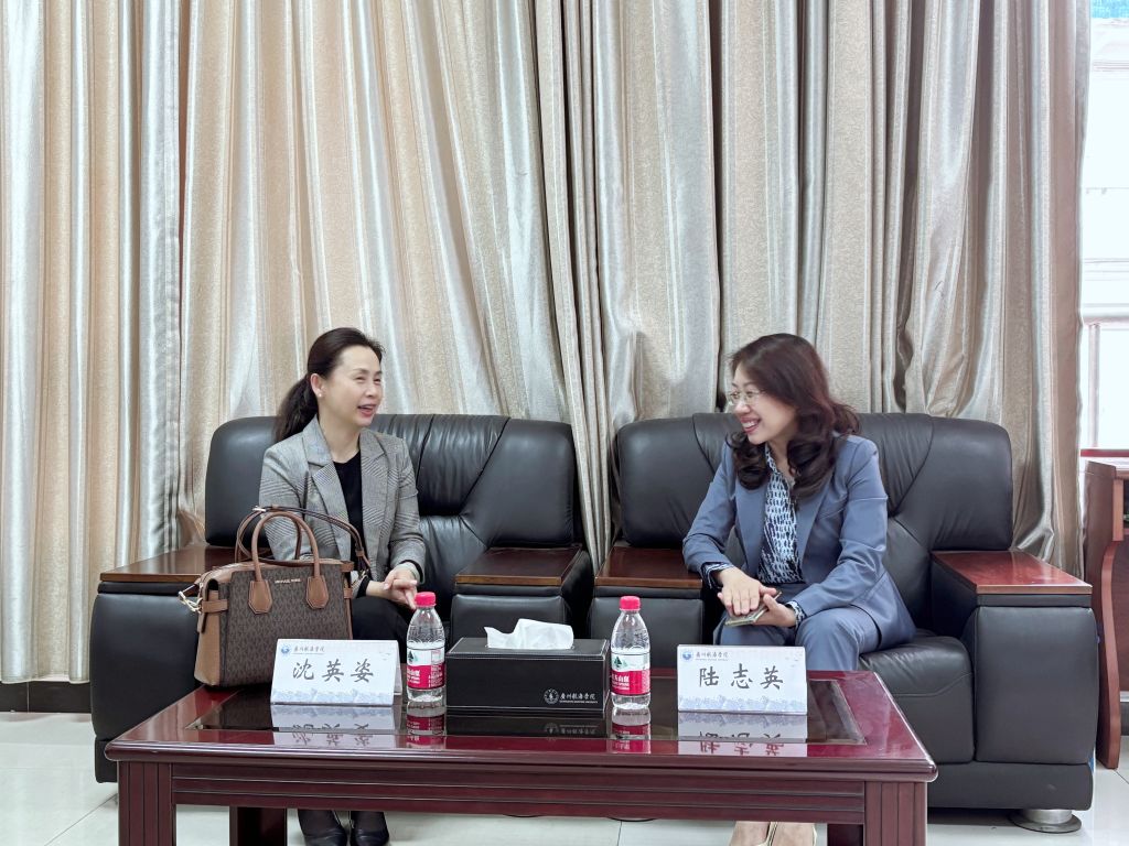 5FD0BB4CA530BE0043A9ED6EE89_F4101154_23C75