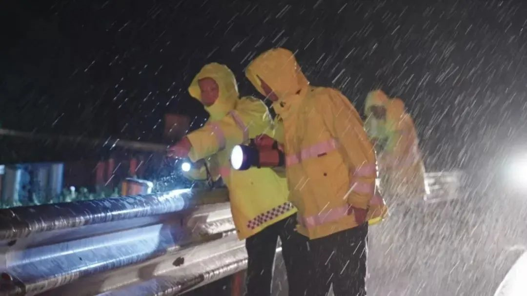 B6C220F0290F71AE69DD00C1F22_BA589CD0_FBEF9