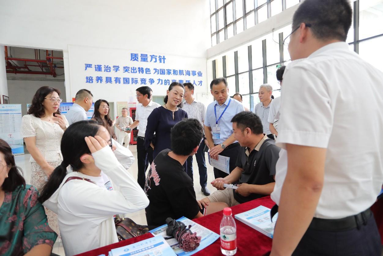 76046B6E27BB70DC05CCA492BF5_AD2B3A2F_1D5EE