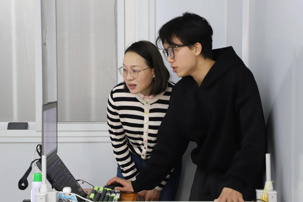 86C72C628CE9BC32EFBEA36BA29_A457B9C3_65D1E 86C72C628CE9BC32EFBEA36BA29_A457B9C3_65D1E