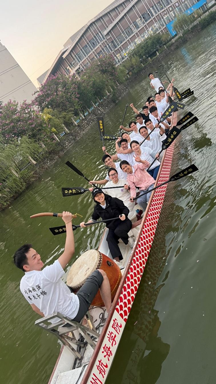 D49D205DBB7849E4F96F298AFBA_CEA2F04A_18251F