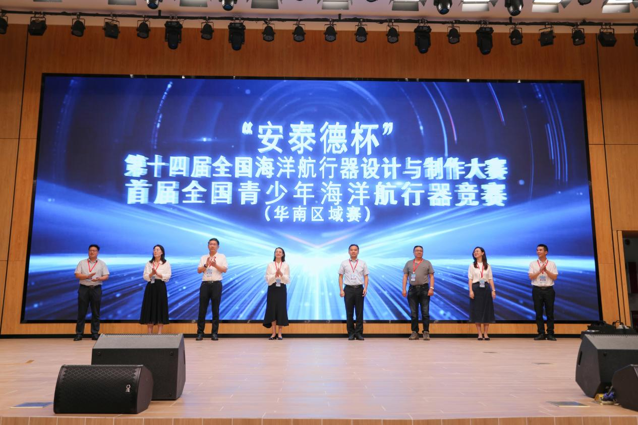 E1F78E8A964B9EB8593E0B09B26_6365959E_1210FF E1F78E8A964B9EB8593E0B09B26_6365959E_1210FF